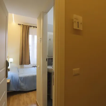 Binario Zero 4* Rome